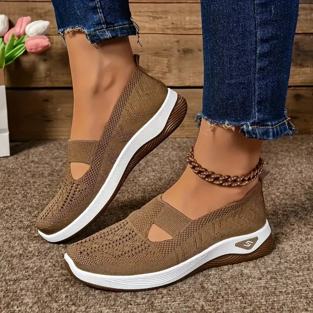 Women's shoes